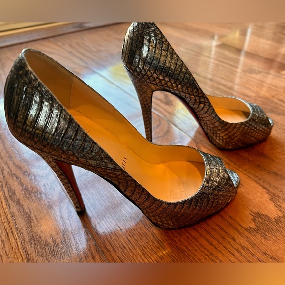 Christian Louboutin Very Prive Watersnake - Picture 5 of 13